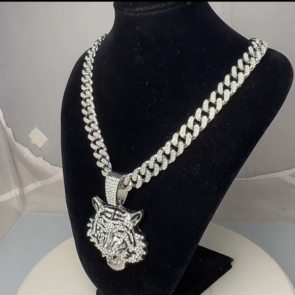 Iced Out Full Rhinestone Jumbo Tiger Head Pendant 3" & Cuban Chain Necklace 20" - Picture 5 of 7